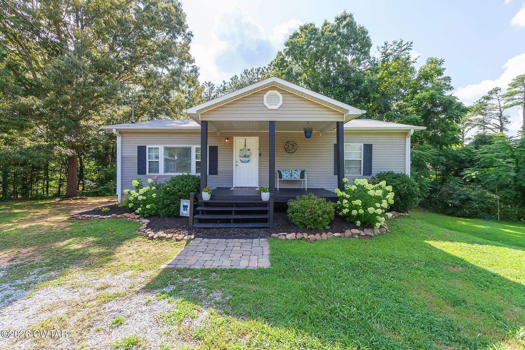 1.5 Acres of Land with Home for Sale in Reagan, Tennessee