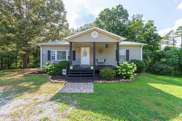 1.5 Acres of Land with Home for Sale in Reagan, Tennessee