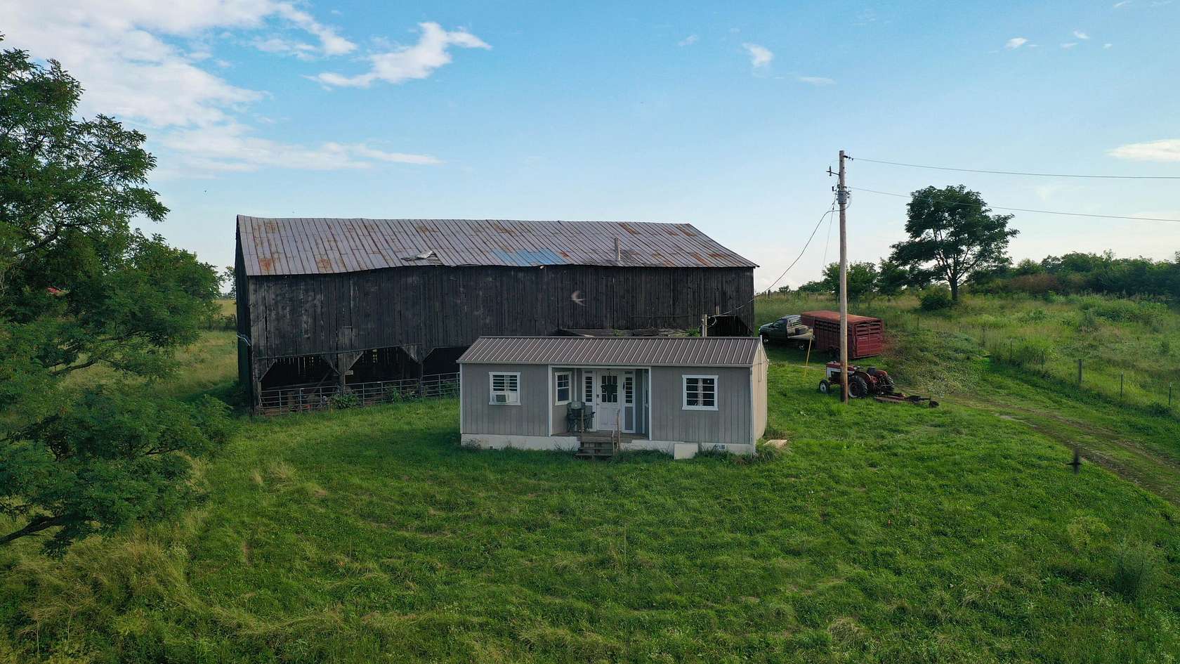 18.6 Acres of Land with Home for Sale in Paris, Kentucky