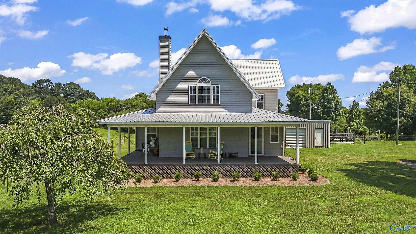 20.9 Acres of Land with Home for Sale in Boaz, Alabama