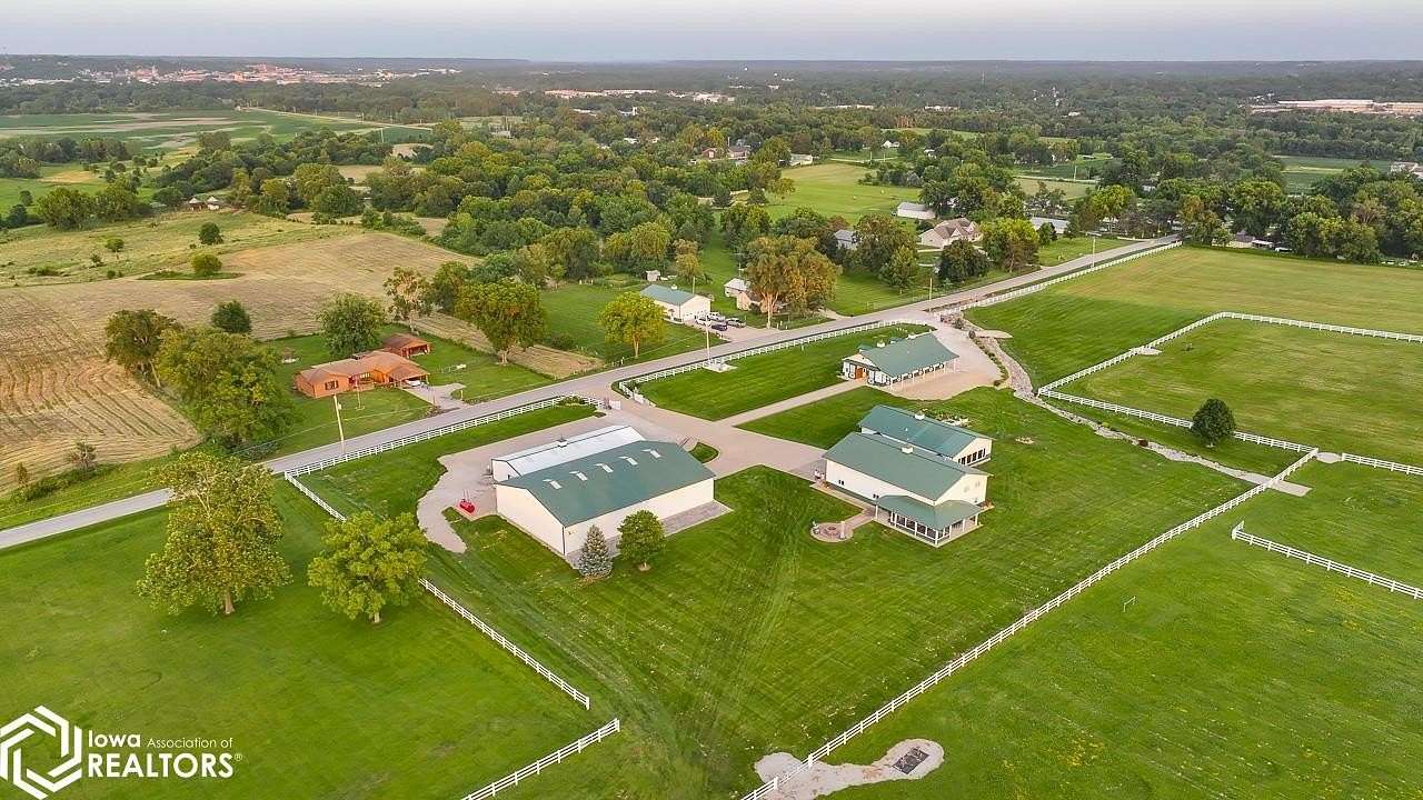 65 Acres of Agricultural Land with Home for Sale in Ottumwa, Iowa