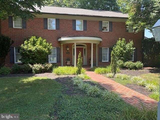 19 Acres of Land with Home for Sale in Hagerstown, Maryland