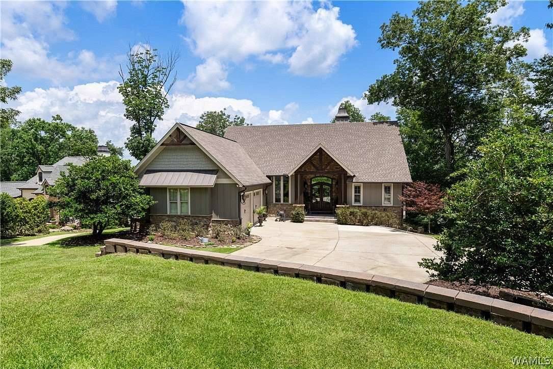 2.3 Acres of Land with Home for Sale in Northport, Alabama