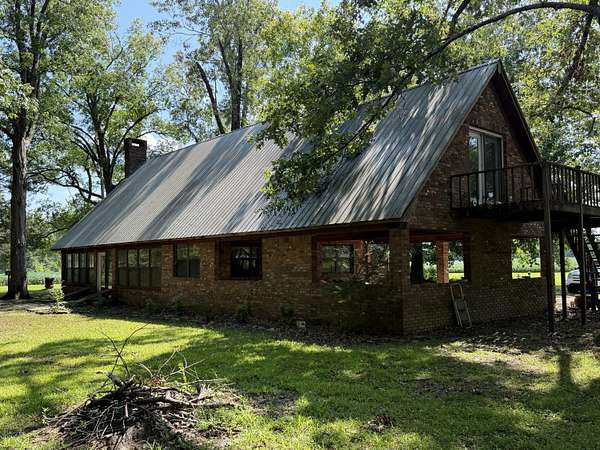 1.6 Acres of Improved Mixed-Use Land for Sale in Ripley, Mississippi
