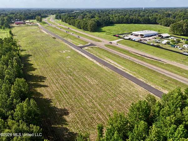 7 Acres of Commercial Land for Sale in Flora, Mississippi