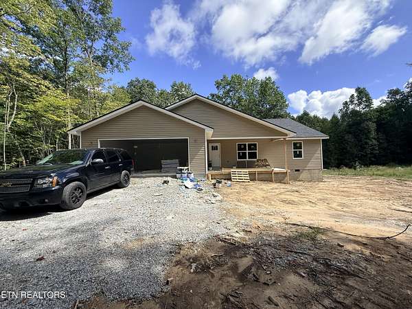 1.7 Acres of Land with Home for Sale in Jamestown, Tennessee