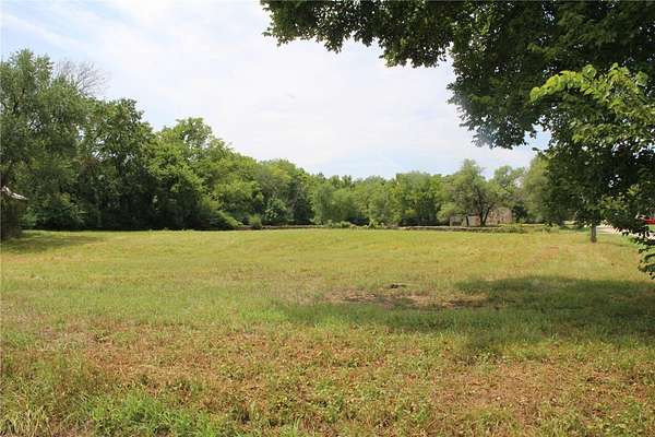 0.67 Acres of Residential Land for Sale in Yellville, Arkansas