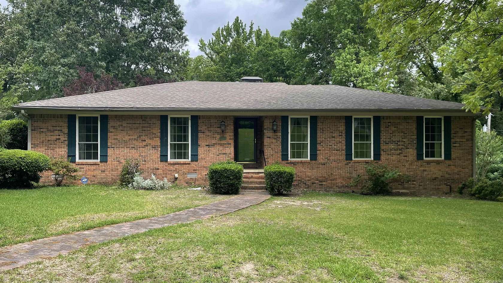 1.89 Acres of Land with Home for Sale in Benton, Arkansas
