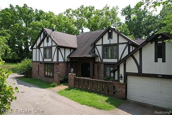 1.7 Acres of Land with Home for Sale in West Bloomfield, Michigan