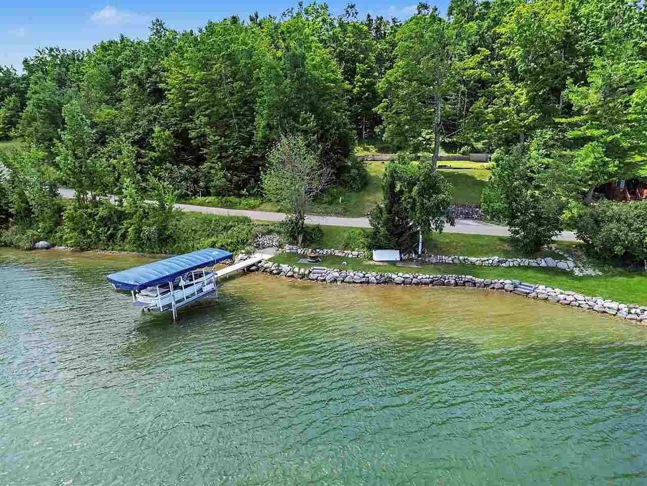 0.49 Acres of Land for Sale in Petoskey, Michigan