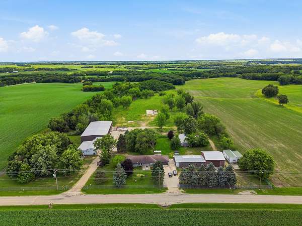 19 Acres of Mixed-Use Land for Sale in Dixon, Illinois