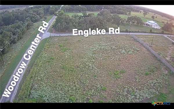 1.2 Acres of Residential Land for Sale in Kingsbury, Texas