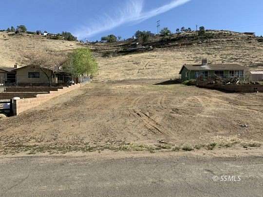 0.22 Acres of Residential Land for Sale in Wofford Heights, California