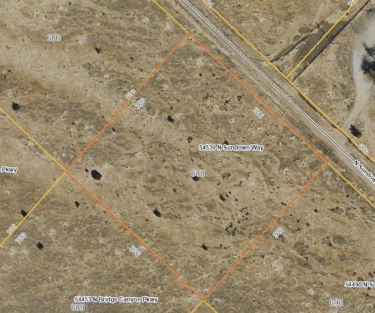2.1 Acres of Mixed-Use Land for Sale in Seligman, Arizona