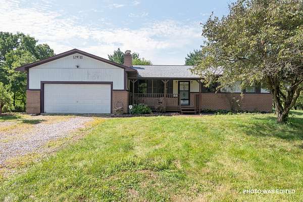 5 Acres of Land with Home for Sale in Ashville, Ohio