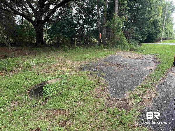 5.6 Acres of Residential Land for Sale in Robertsdale, Alabama