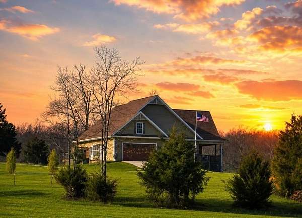41 Acres of Land with Home for Sale in Summersville, Missouri