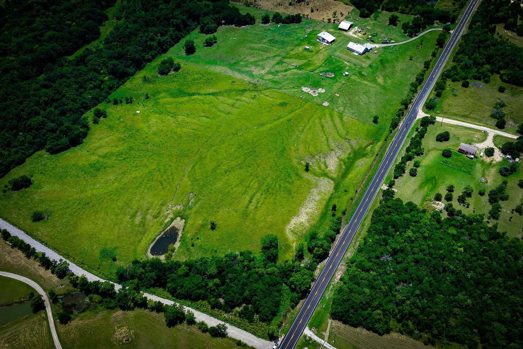 5 Acres of Land for Sale in Ladonia, Texas