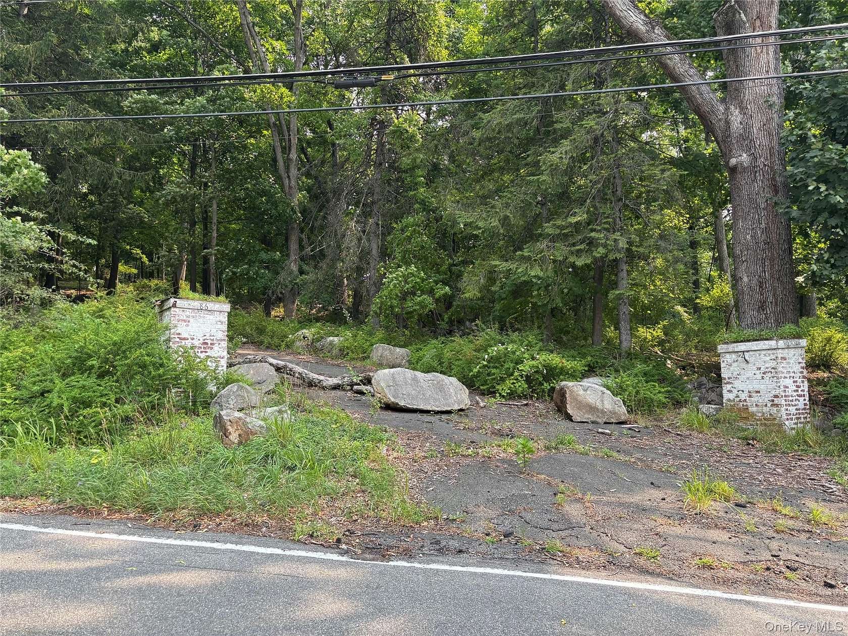 2.6 Acres of Residential Land for Sale in Stony Point, New York