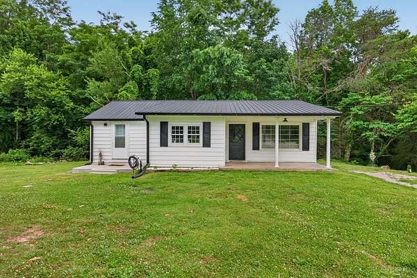 1.73 Acres of Land with Home for Sale in Allons, Tennessee