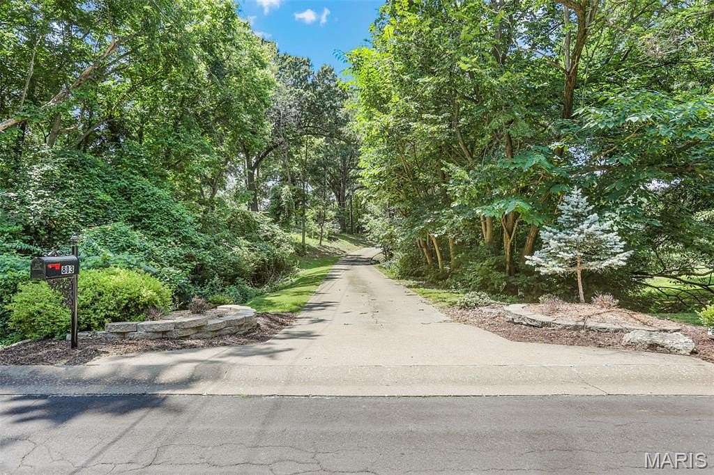 2.44 Acres of Land with Home for Sale in Edwardsville, Illinois