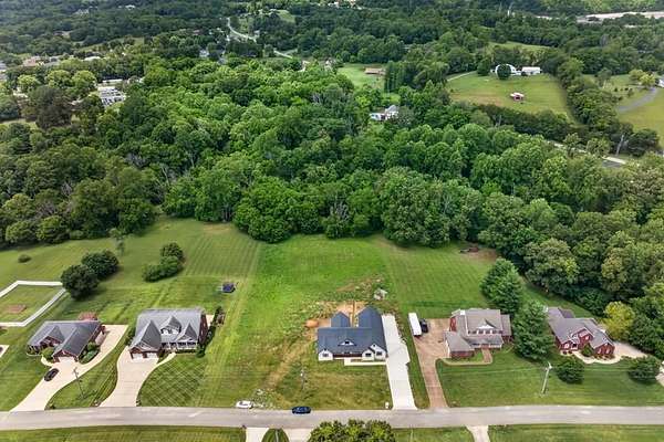 0.98 Acres of Residential Land for Sale in Cookeville, Tennessee