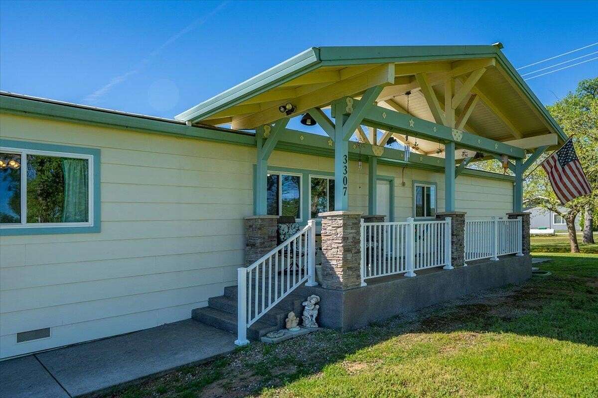 10 Acres of Improved Mixed-Use Land for Sale in Redding, California