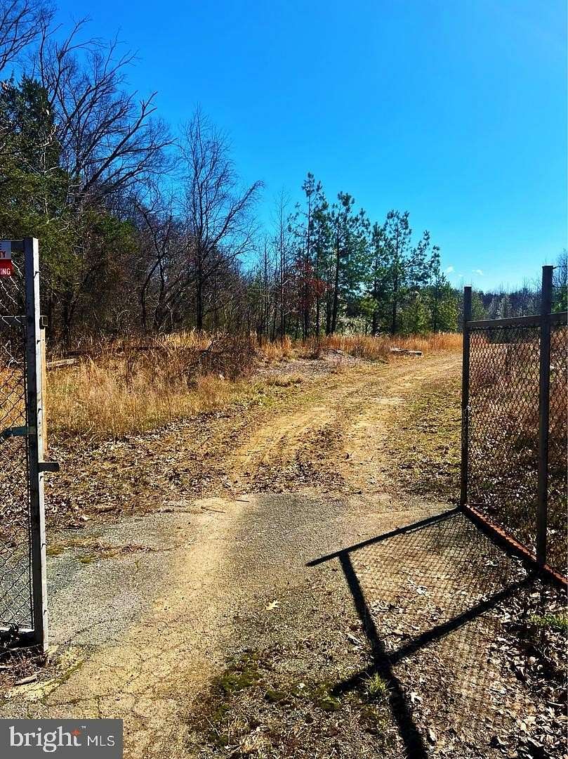 12.9 Acres of Land for Sale in Waldorf, Maryland