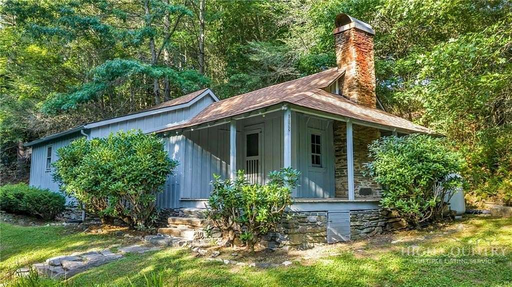 2.78 Acres of Land with Home for Sale in West Jefferson, North Carolina