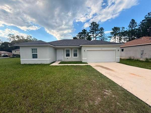 30 Acres of Land with Home for Lease in Ocala, Florida