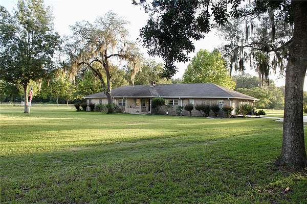 5 Acres of Land with Home for Sale in Trenton, Florida