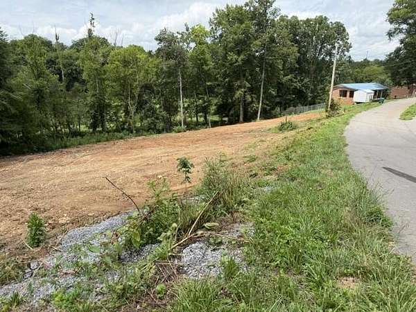 1.24 Acres of Residential Land for Sale in Morristown, Tennessee