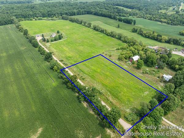 4.18 Acres of Residential Land for Sale in Saranac, Michigan