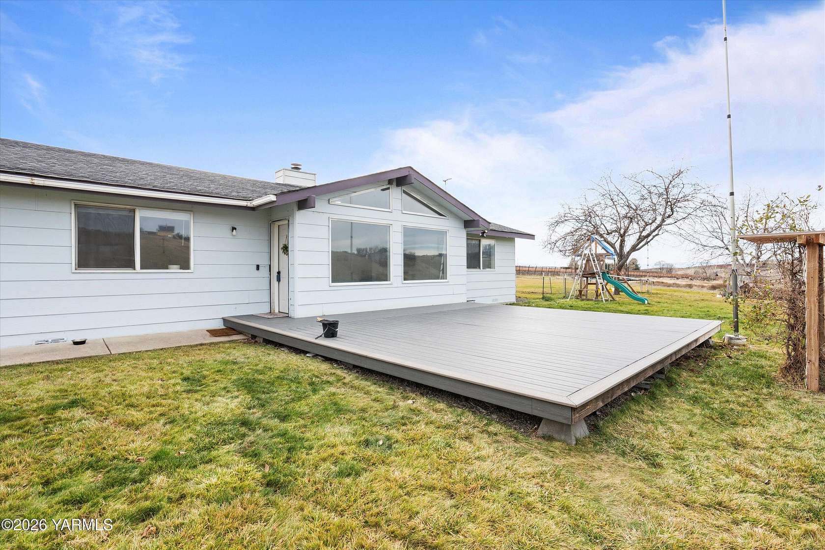 5.16 Acres of Land with Home for Sale in Zillah, Washington