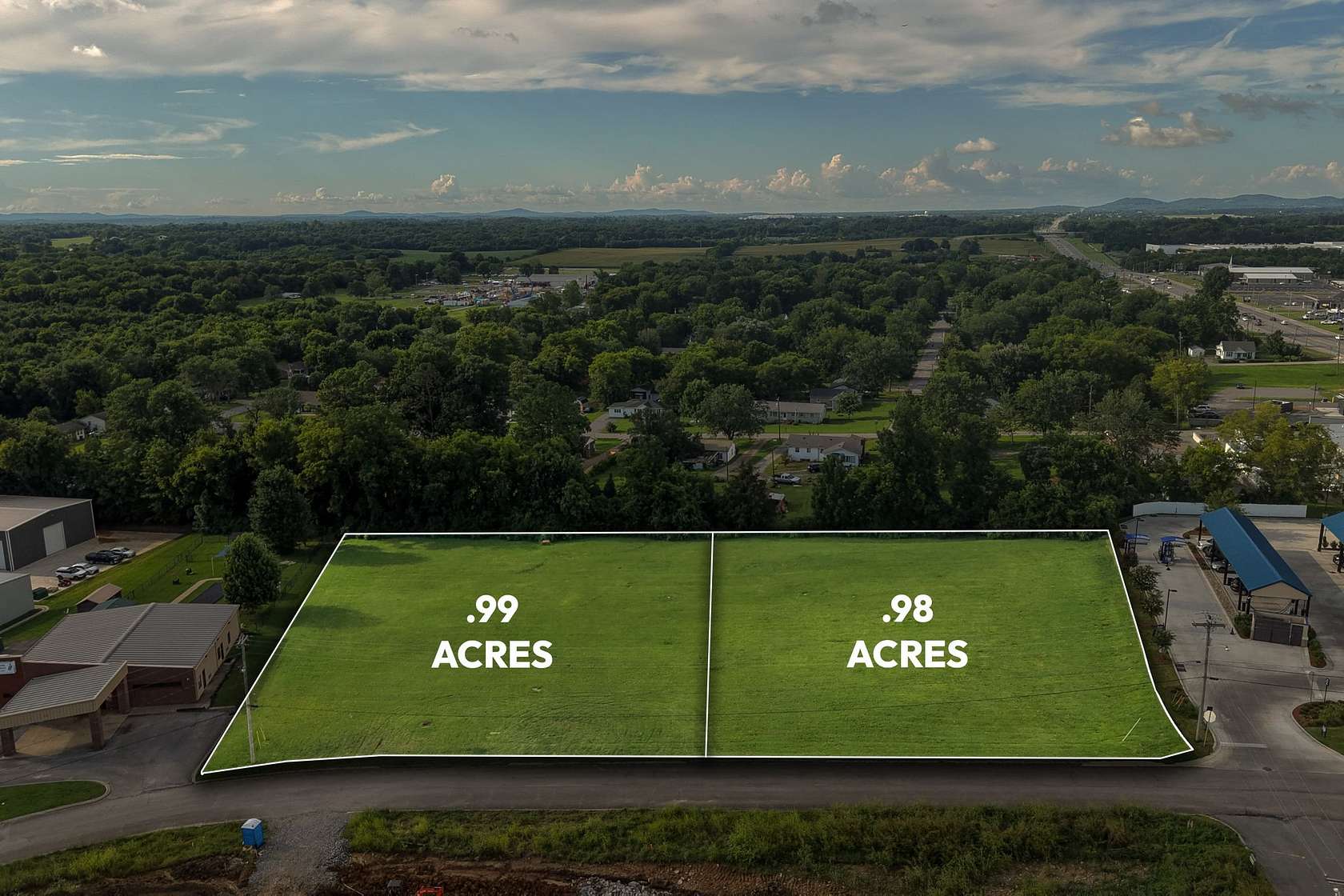 0.98 Acres of Commercial Land for Sale in Shelbyville, Tennessee