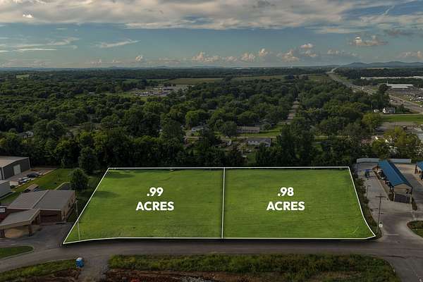 0.99 Acres of Commercial Land for Sale in Shelbyville, Tennessee