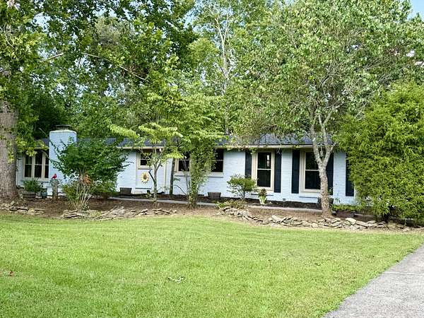 2.9 Acres of Land with Home for Sale in Kingston Springs, Tennessee