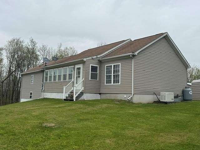 4 Acres of Land with Home for Lease in Stevensville, Pennsylvania