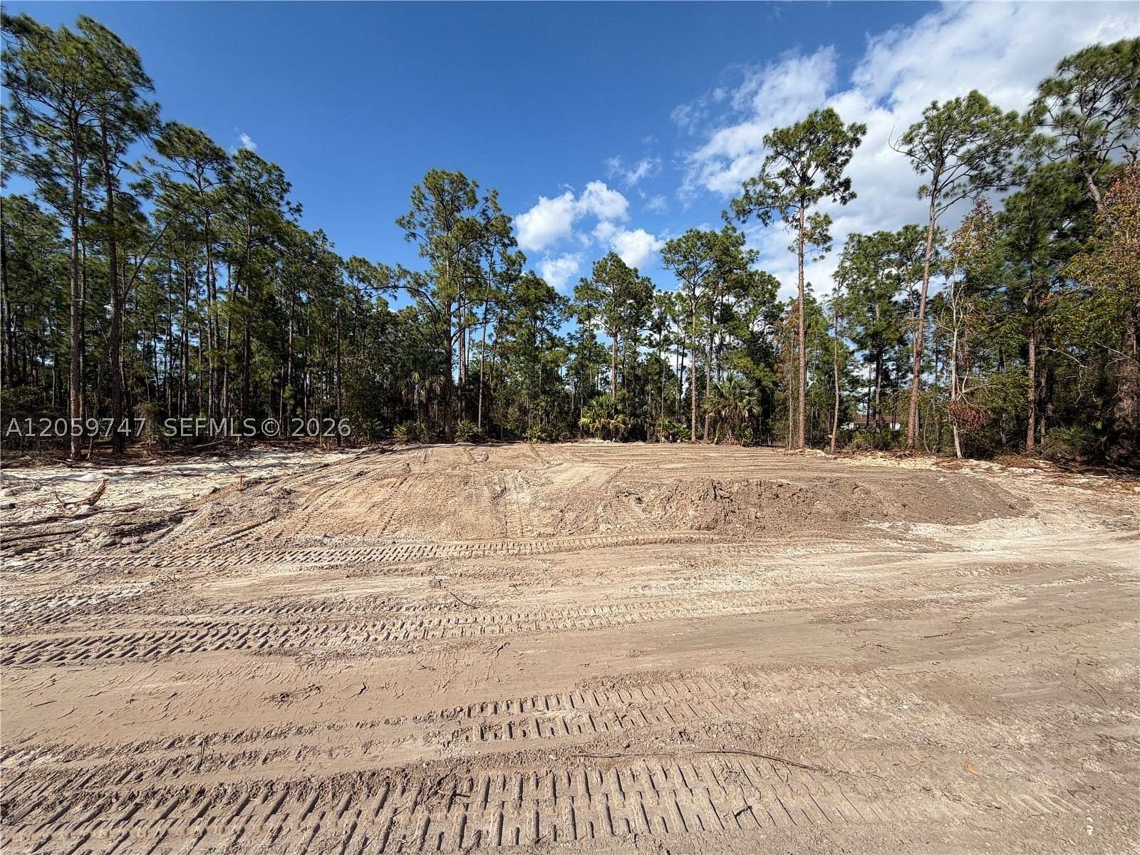 0.25 Acres of Residential Land for Sale in Lehigh Acres, Florida