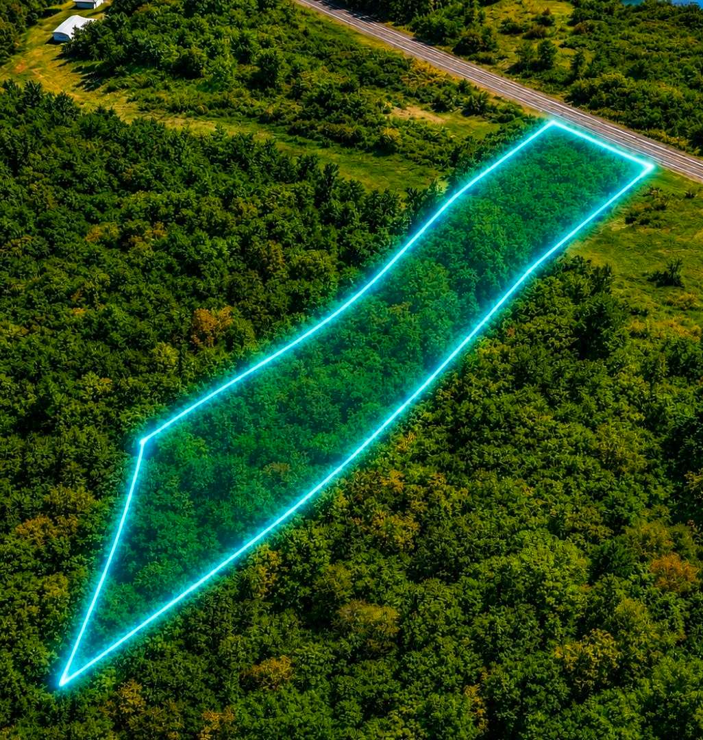 1.43 Acres of Residential Land for Sale in Cunningham, Tennessee