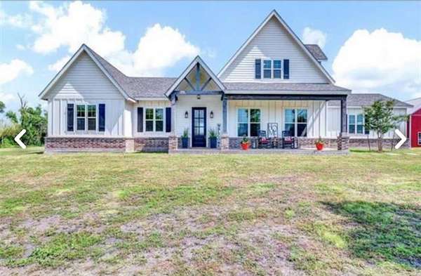 5 Acres of Land with Home for Lease in Nevada, Texas