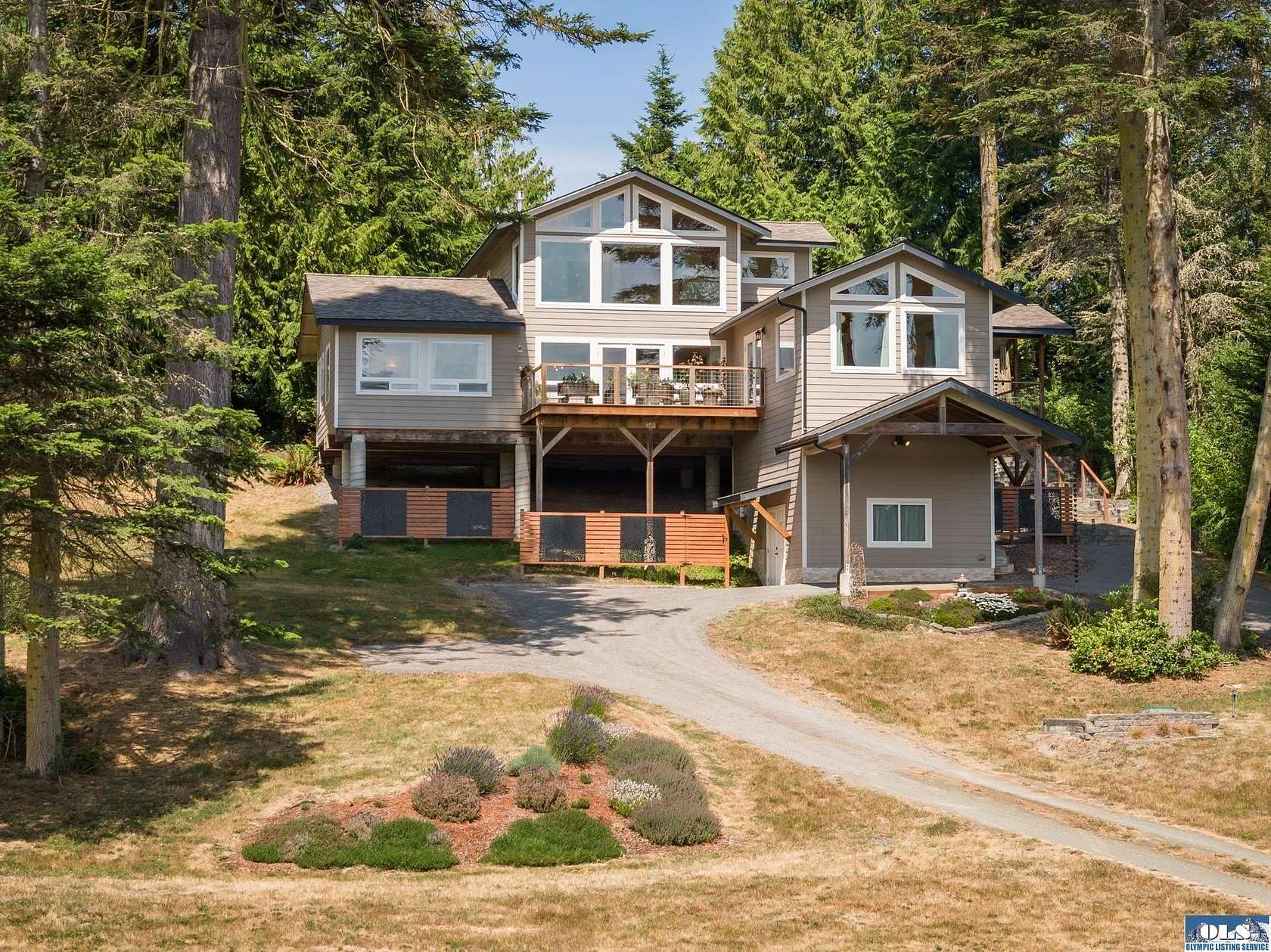 5.23 Acres of Land with Home for Sale in Port Angeles, Washington