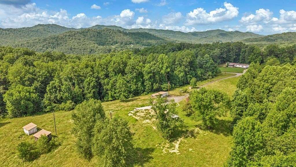 16.2 Acres of Land for Sale in Fayetteville, West Virginia