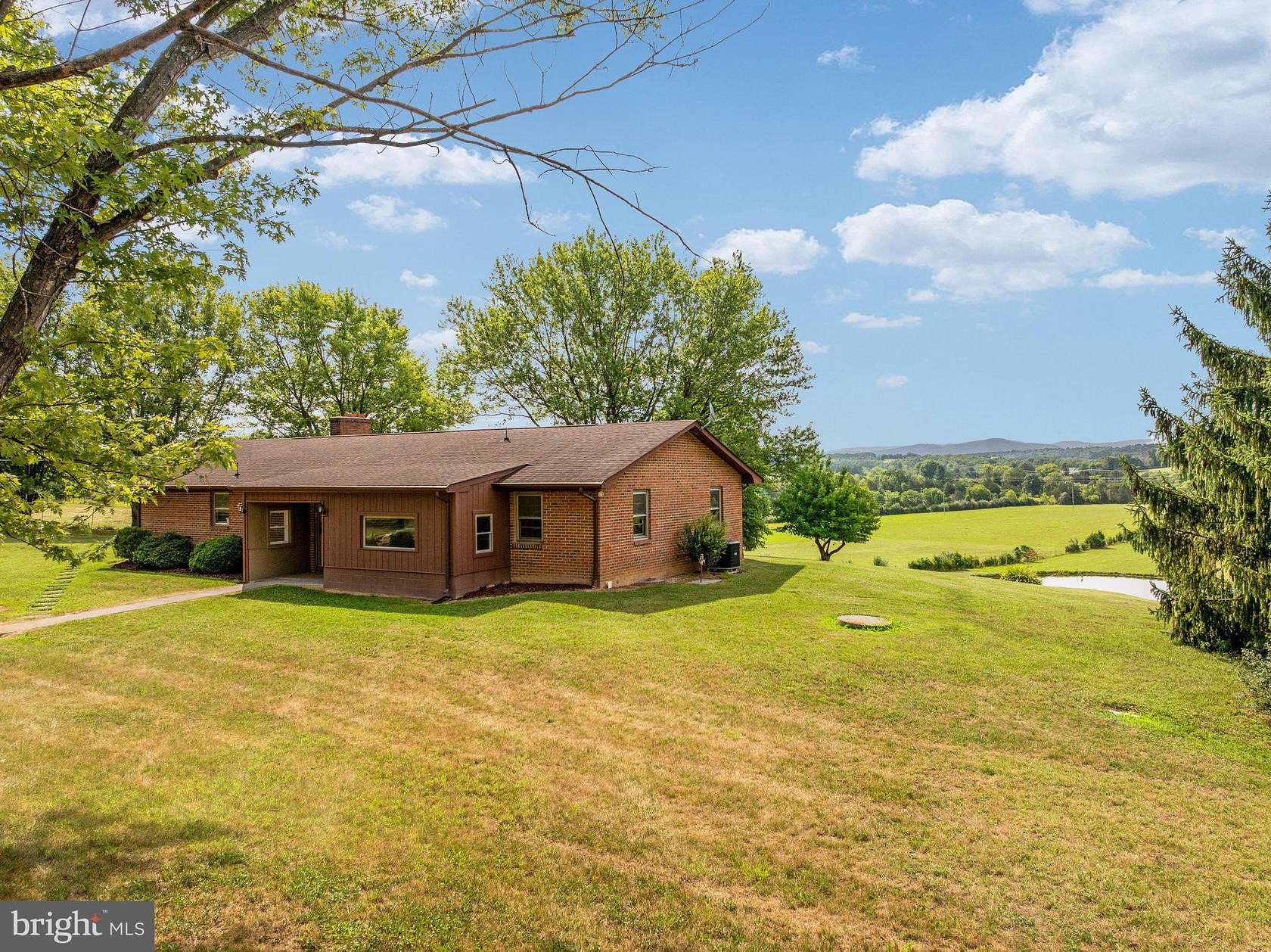 17 Acres of Recreational Land with Home for Sale in Strasburg, Virginia