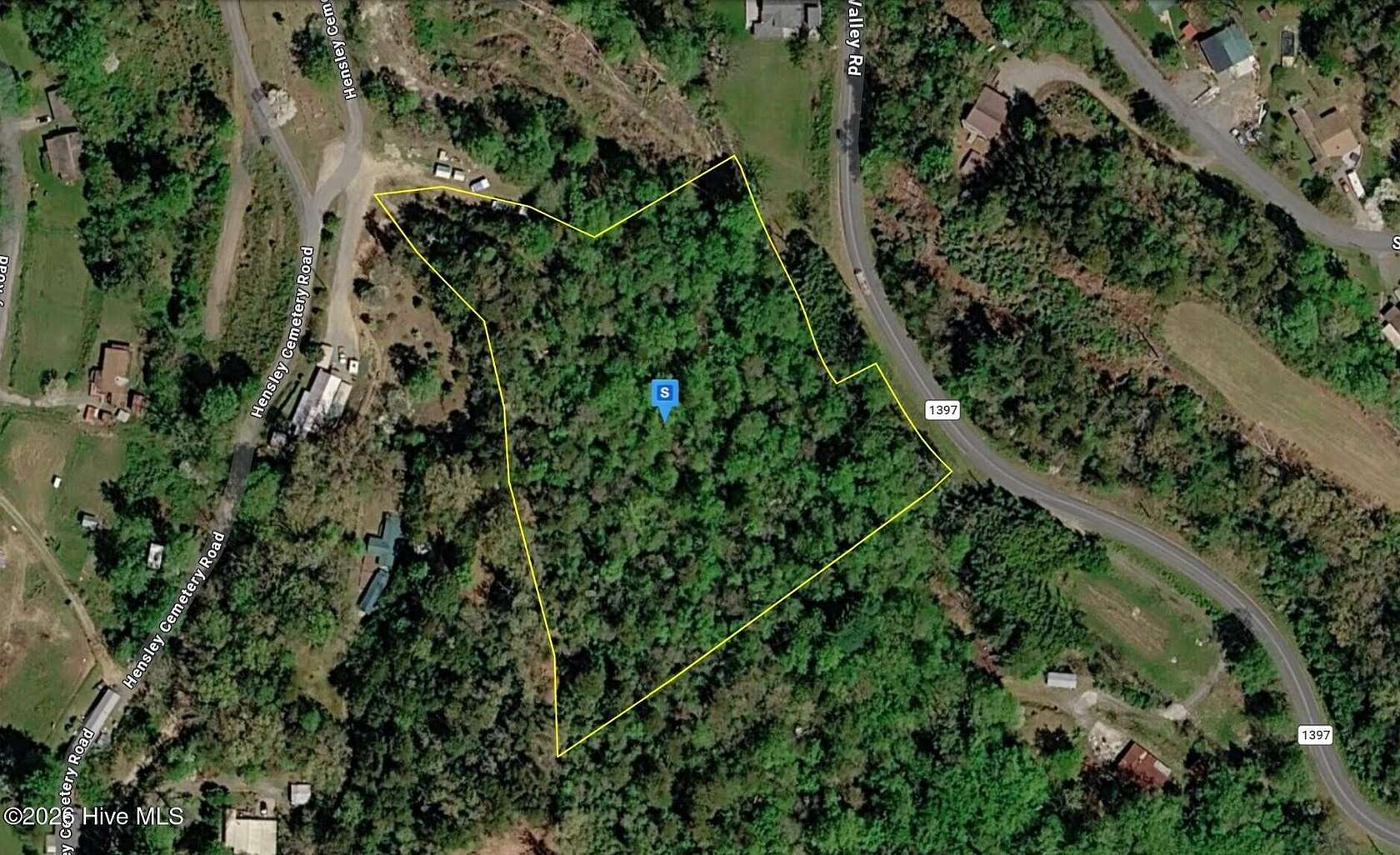 6 Acres of Residential Land for Sale in Whittier, North Carolina