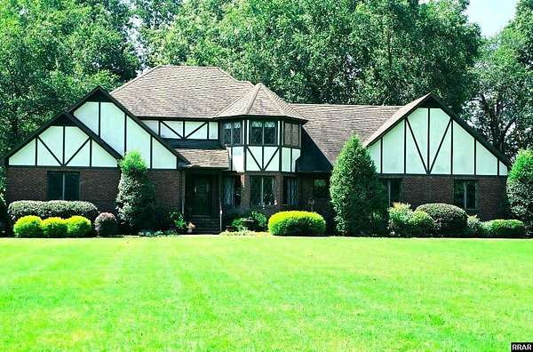 2.9 Acres of Land with Home for Sale in Martin, Tennessee