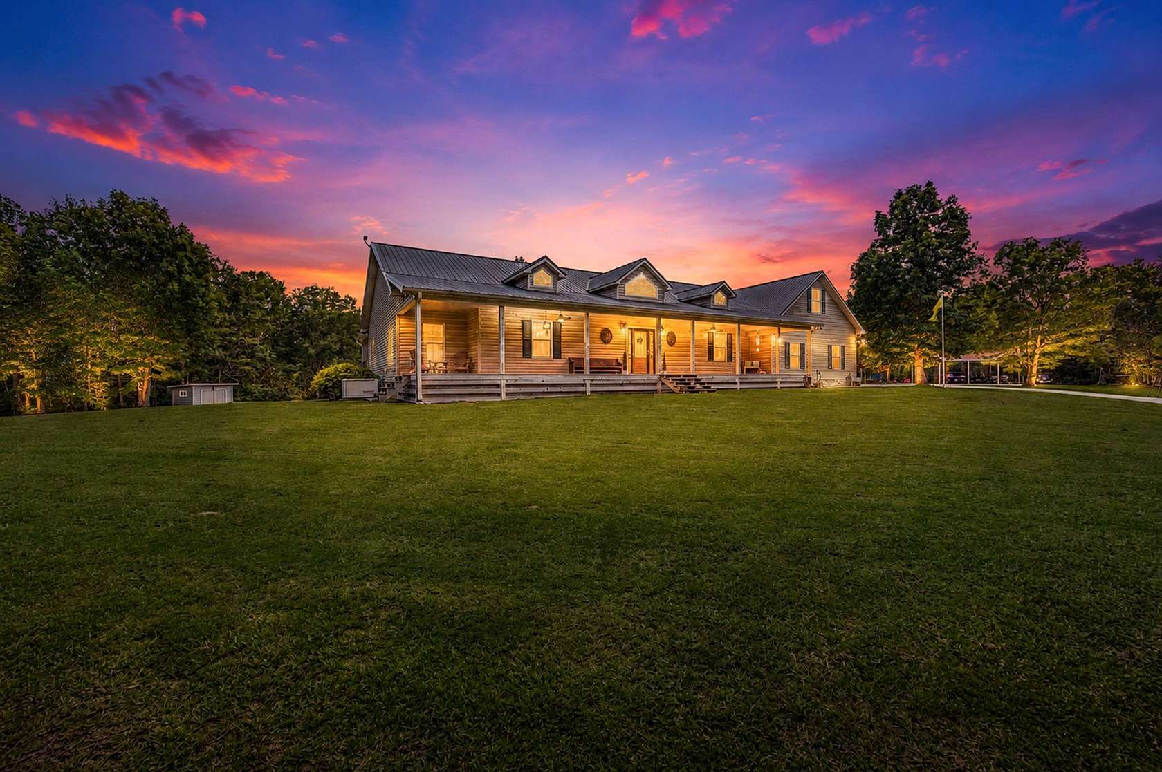 8 Acres of Land with Home for Sale in Waverly, Tennessee
