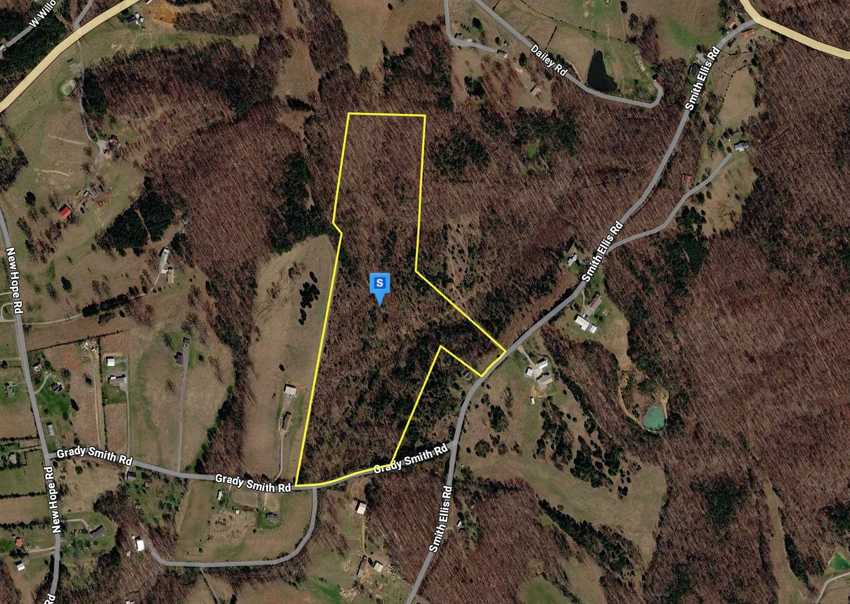 30 Acres of Recreational & Residential Land for Sale in Hilham, Tennessee