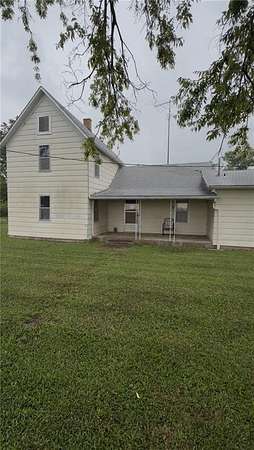 1.64 Acres of Land with Home for Lease in Coffeyville, Kansas