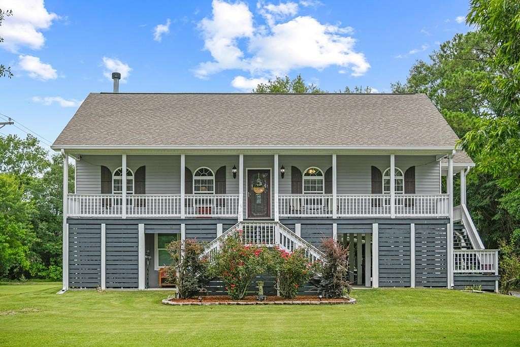 1.9 Acres of Land with Home for Sale in Bay St. Louis, Mississippi